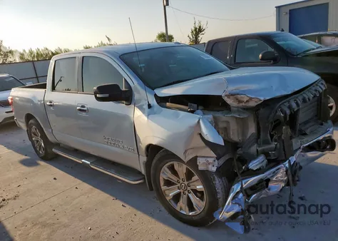 2018 Nissan Titan Sv из США, поврежденный, VIN 1N6AA1E68JN541710